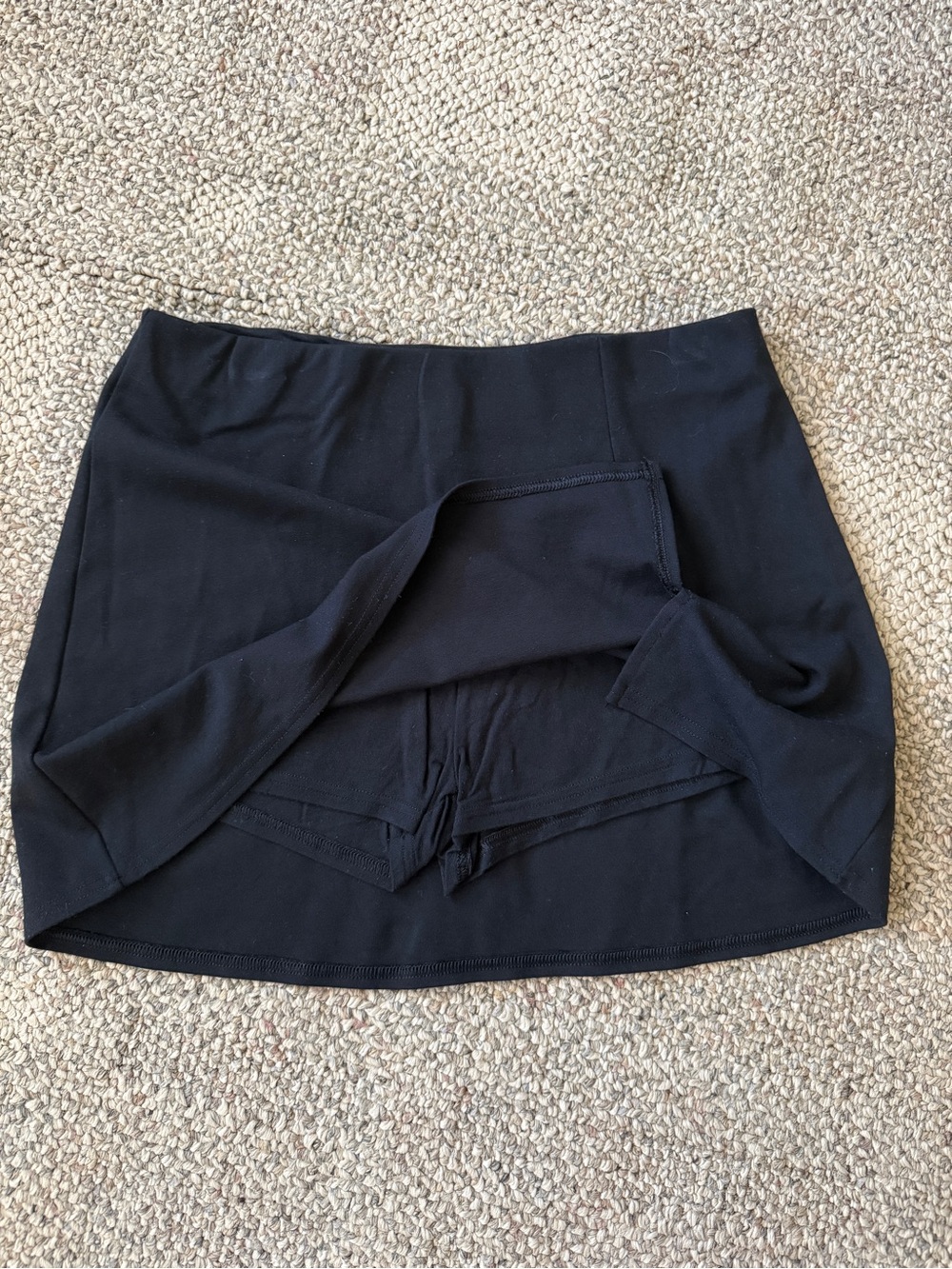 AE American Eagle Black Women’s Micro Skort - Picture 3 of 4